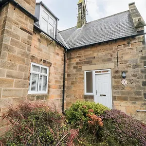 4 Maypole Holiday home